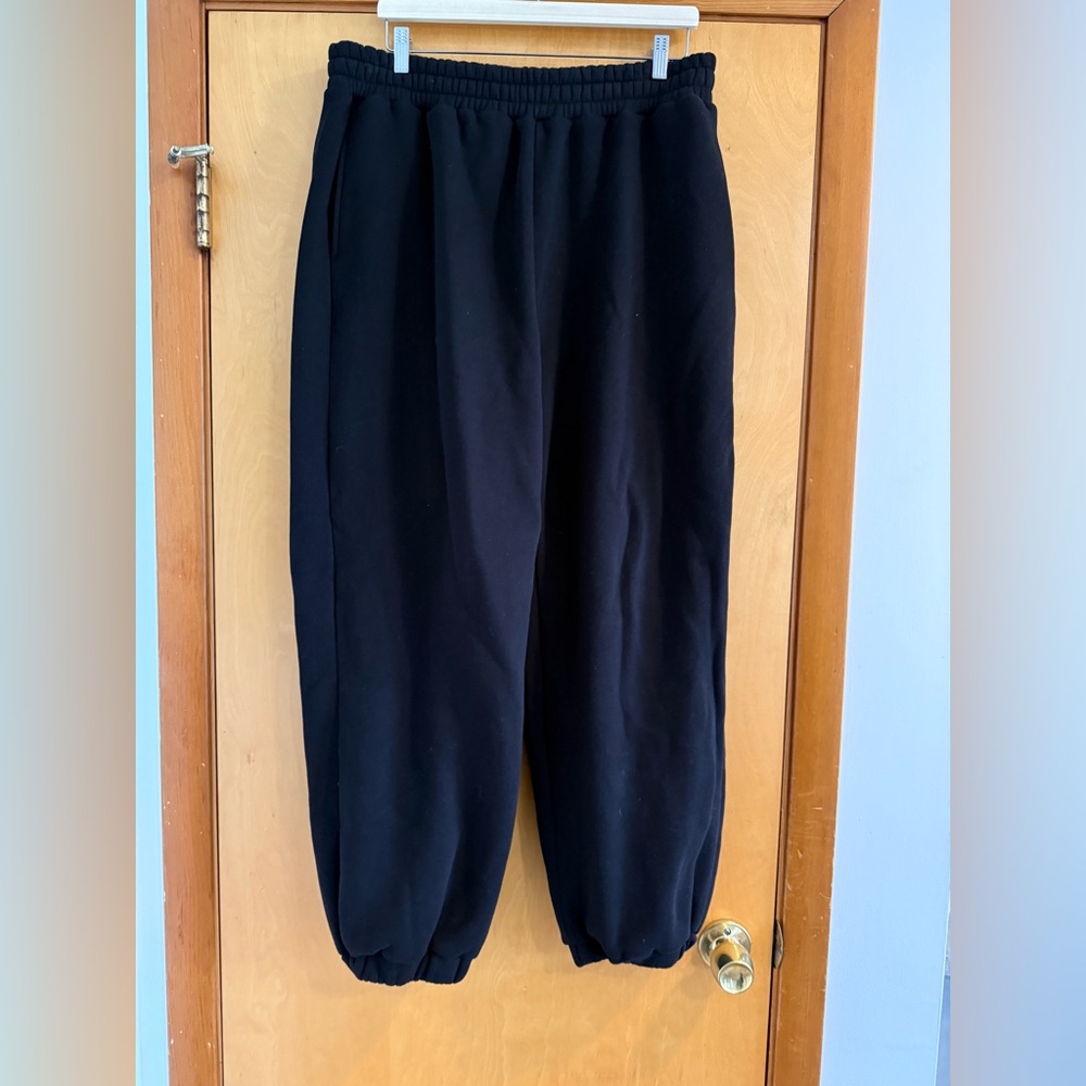Comfrt Travel Essentials Sweatpants Obsidian